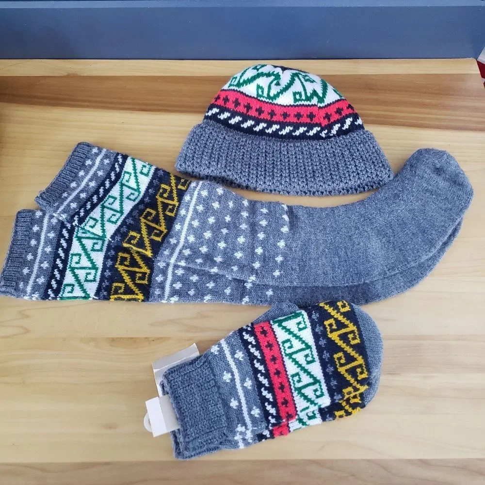 Vintage Matching Hat, Mittens, and‎ Knee Socks